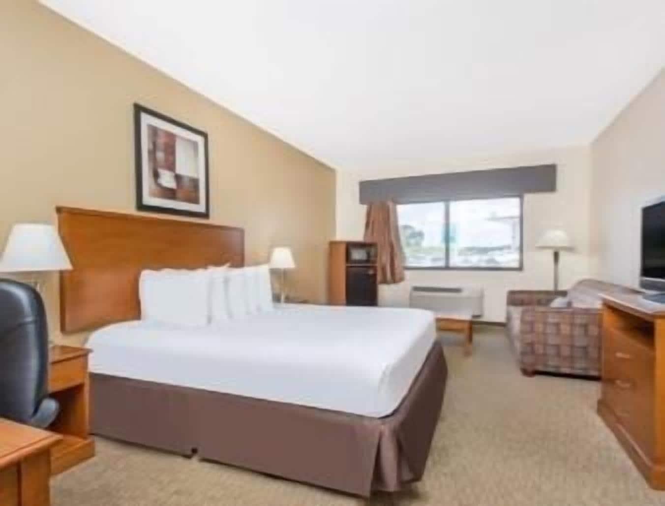 Days Inn By Wyndham Phenix City Near Fort Moore מראה חיצוני תמונה
